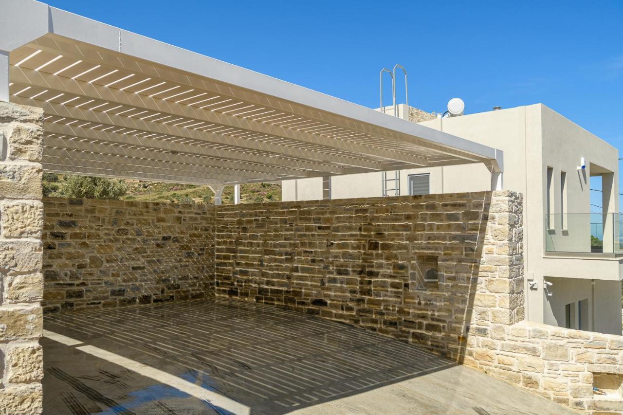 Diamond Dream Villa Камиларион Екстериор снимка