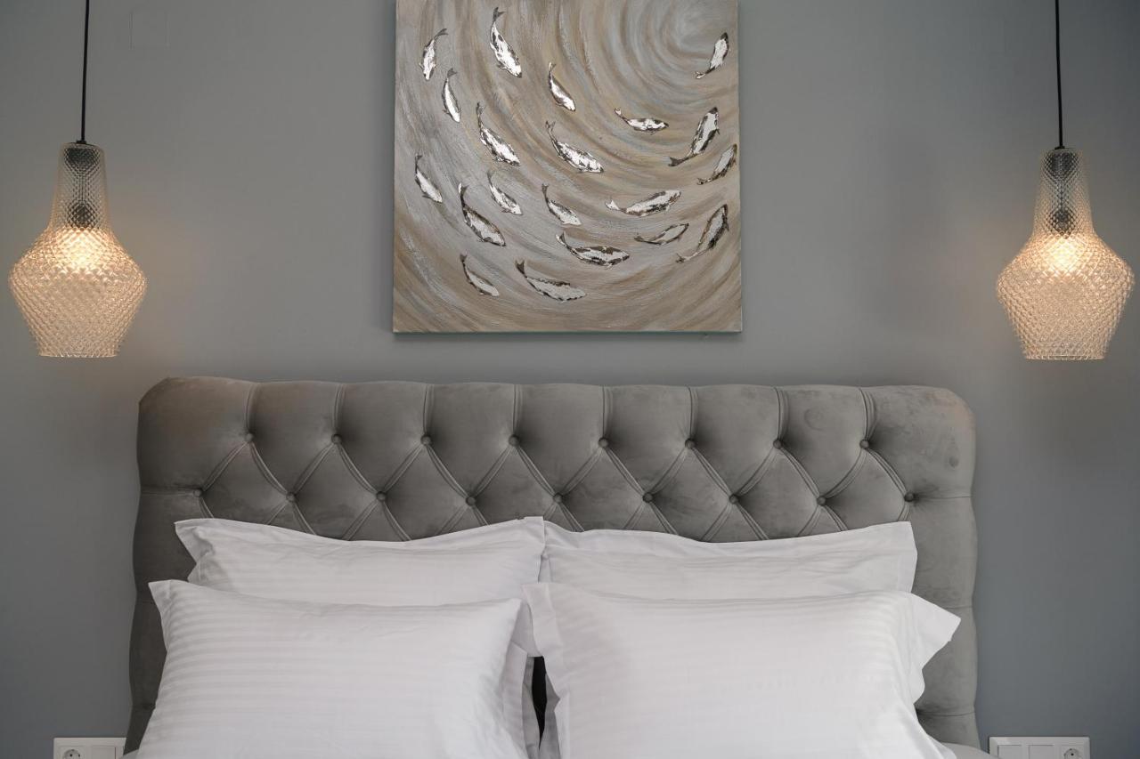 Diamond Dream Villa Камиларион Екстериор снимка