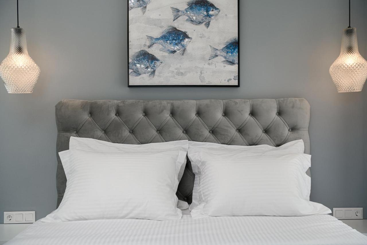 Diamond Dream Villa Камиларион Екстериор снимка