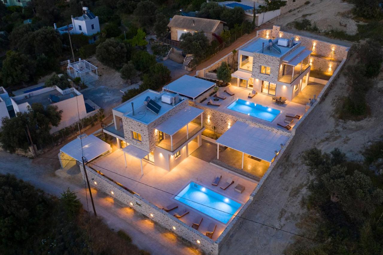 Diamond Dream Villa Камиларион Екстериор снимка