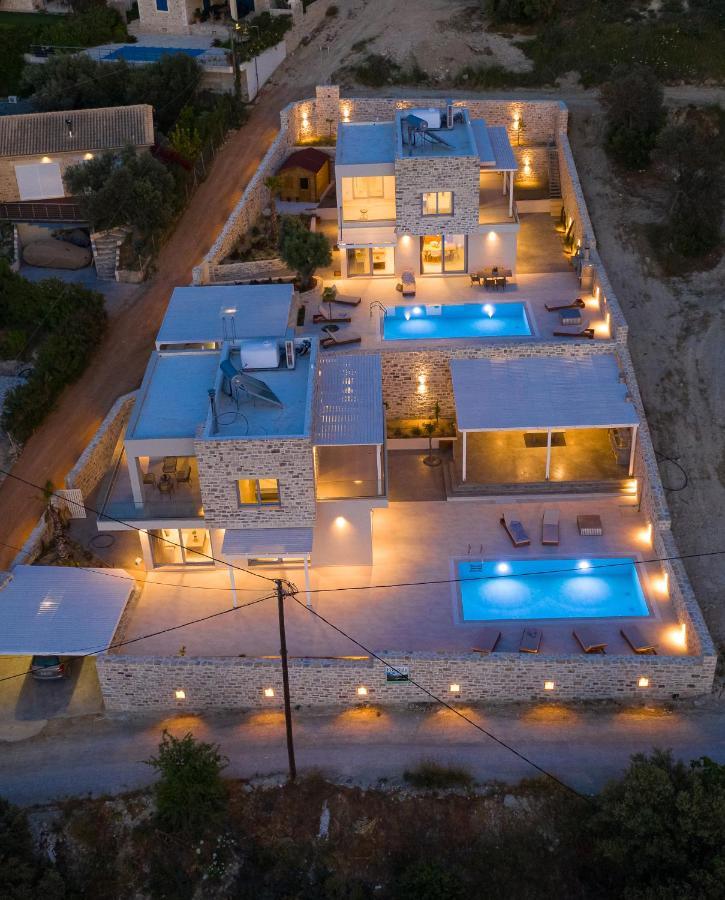 Diamond Dream Villa Камиларион Екстериор снимка